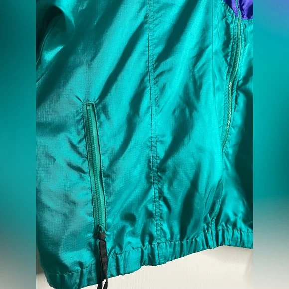 Vintage Columbia Windbreaker jacket. Mens size large - Picture 11 of 15